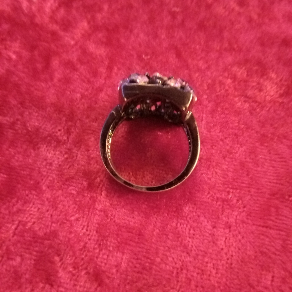 Elegant Multi-Color Rhinestone Statement Ring 8 - Picture 5 of 6